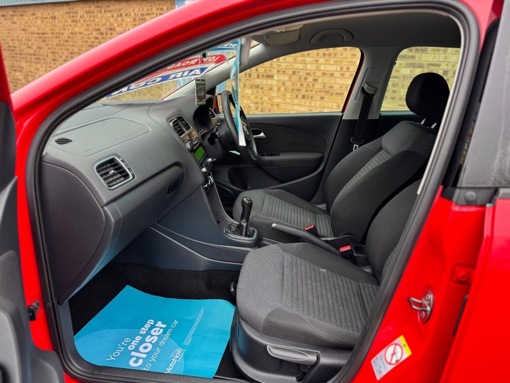 Used Volkswagen Polo 2012 for sale - 77383917: Photo 38