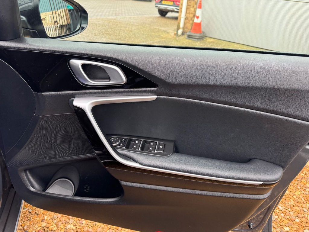 Used Kia XCeed 2022 for sale - 77133601: Photo 41