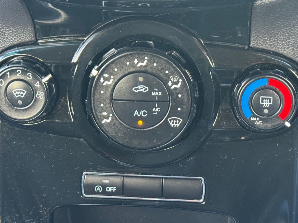 Used Ford Fiesta 2016 for sale - 77452042: Photo 16