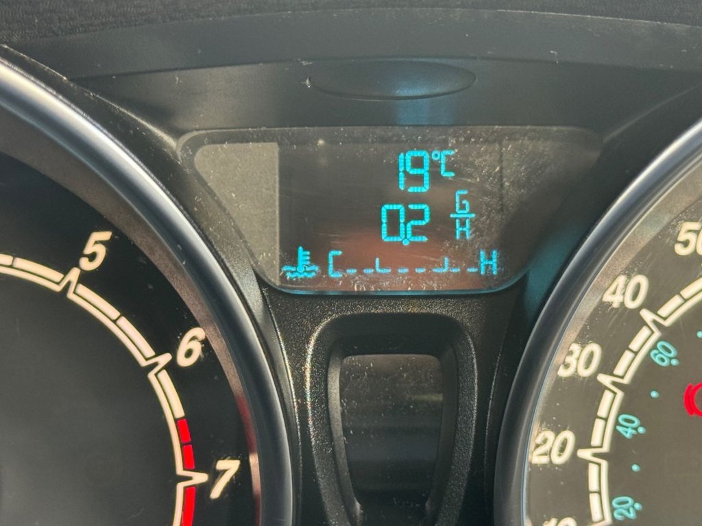 Used Ford Fiesta 2016 for sale - 77452042: Photo 41