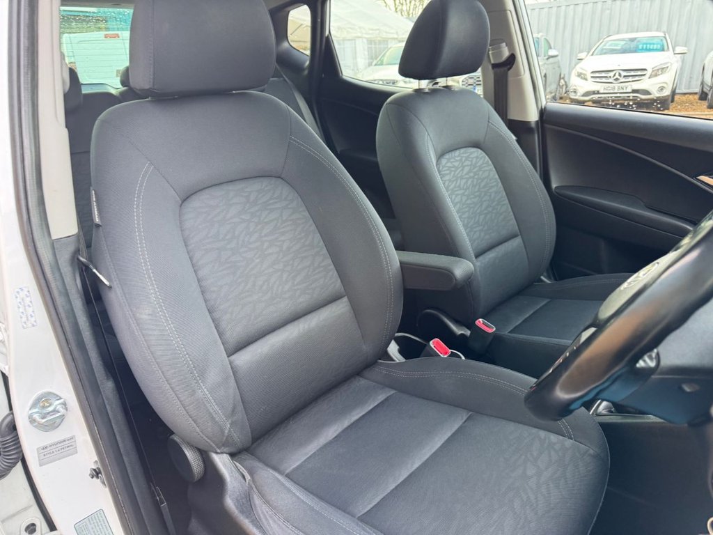 Used Hyundai Ix20 2015 for sale - 76848104: Photo 3