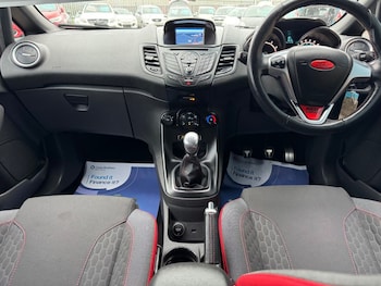 Used Ford Fiesta 2017 for sale - 76569929: Photo