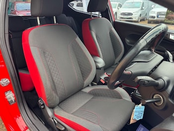 Used Ford Fiesta 2017 for sale - 76569929: Photo