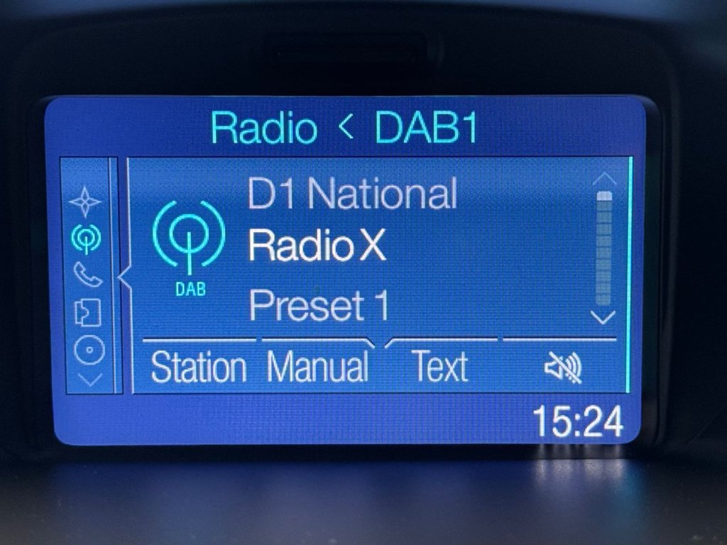 Used Ford Fiesta 2017 for sale - 76569929: Photo 40