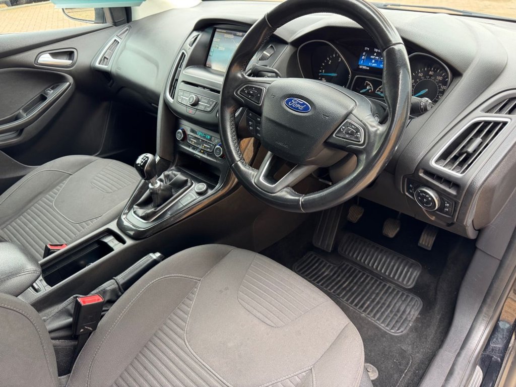 Used Ford Focus 2015 for sale - 76236118: Photo 30