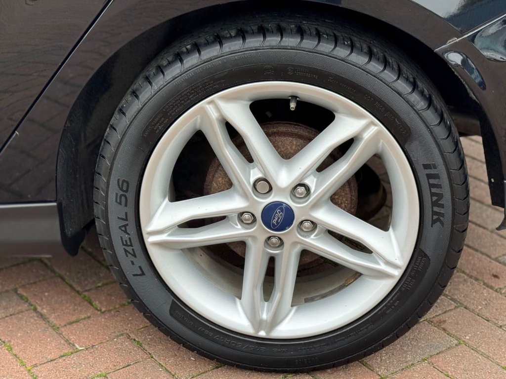 Used Ford Focus 2015 for sale - 76236118: Photo 8