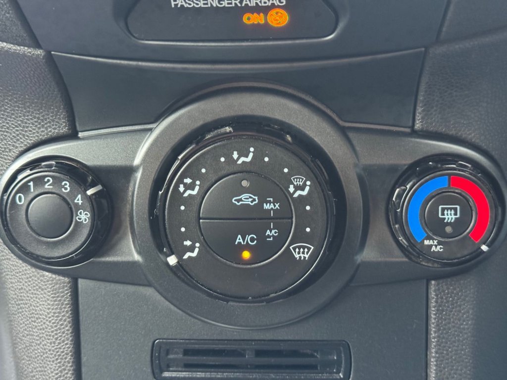 Used Ford Fiesta 2013 for sale - 76266507: Photo 8
