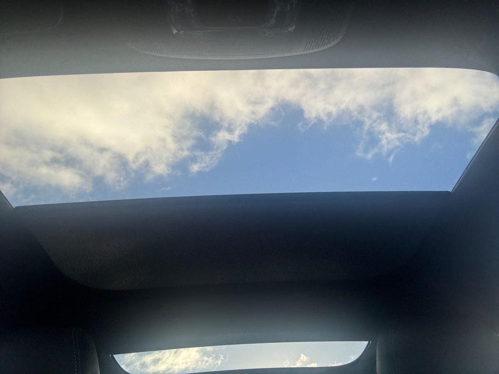 Used Mercedes-Benz GLB 2021 for sale - 76698637: Photo 15