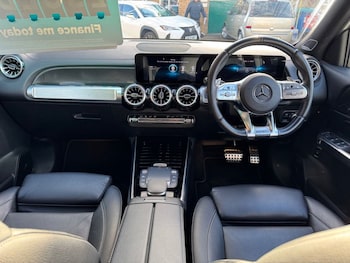 Used Mercedes-Benz GLB 2021 for sale - 76698637: Photo