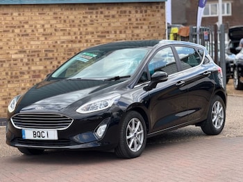 Used Ford Fiesta 2017 for sale - 79394670: Photo