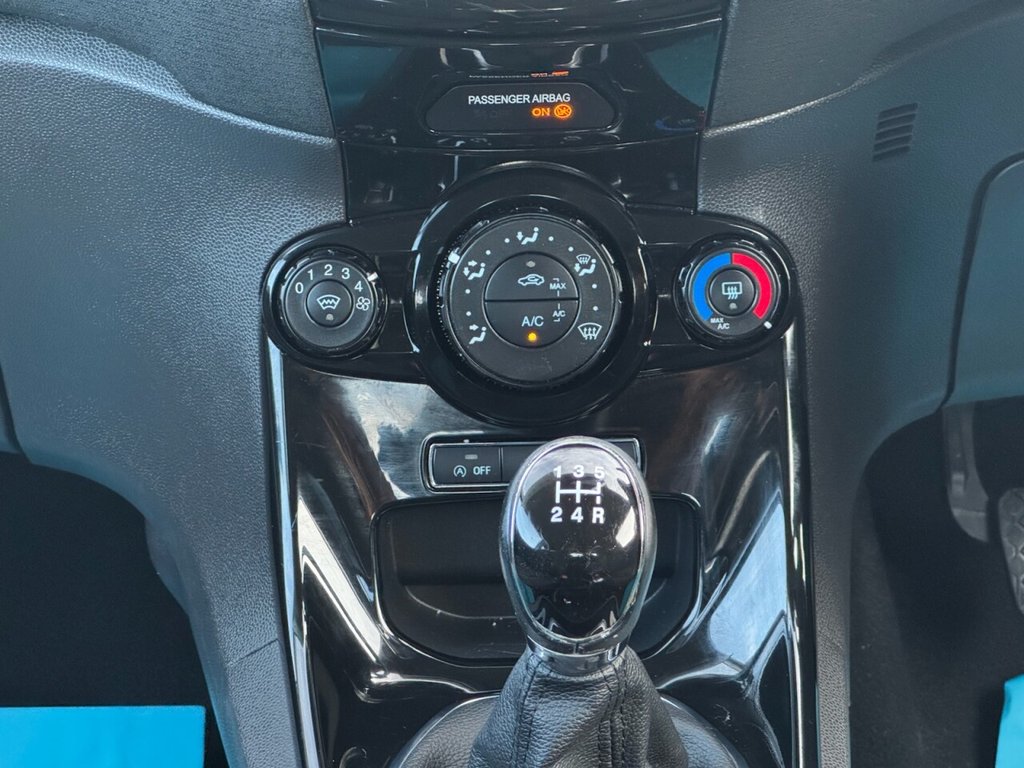 Used Ford Fiesta 2015 for sale - 76570606: Photo 29