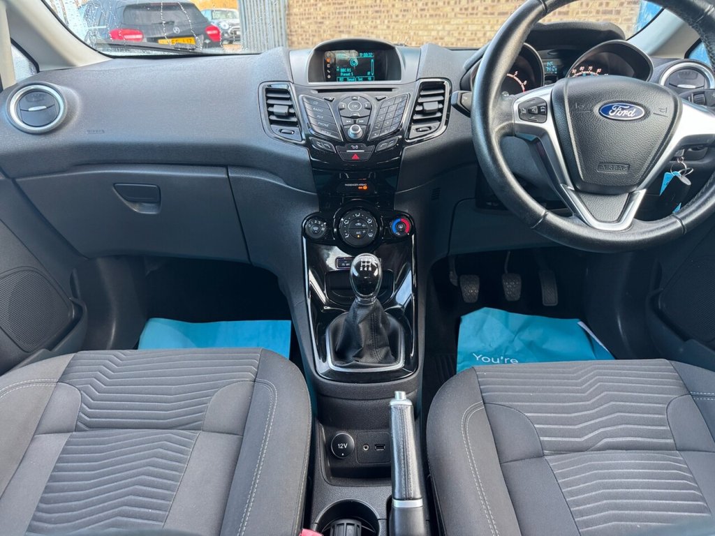 Used Ford Fiesta 2015 for sale - 76570606: Photo 34
