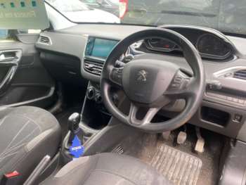 Used Peugeot 208 2014 for sale - 74806475: Photo