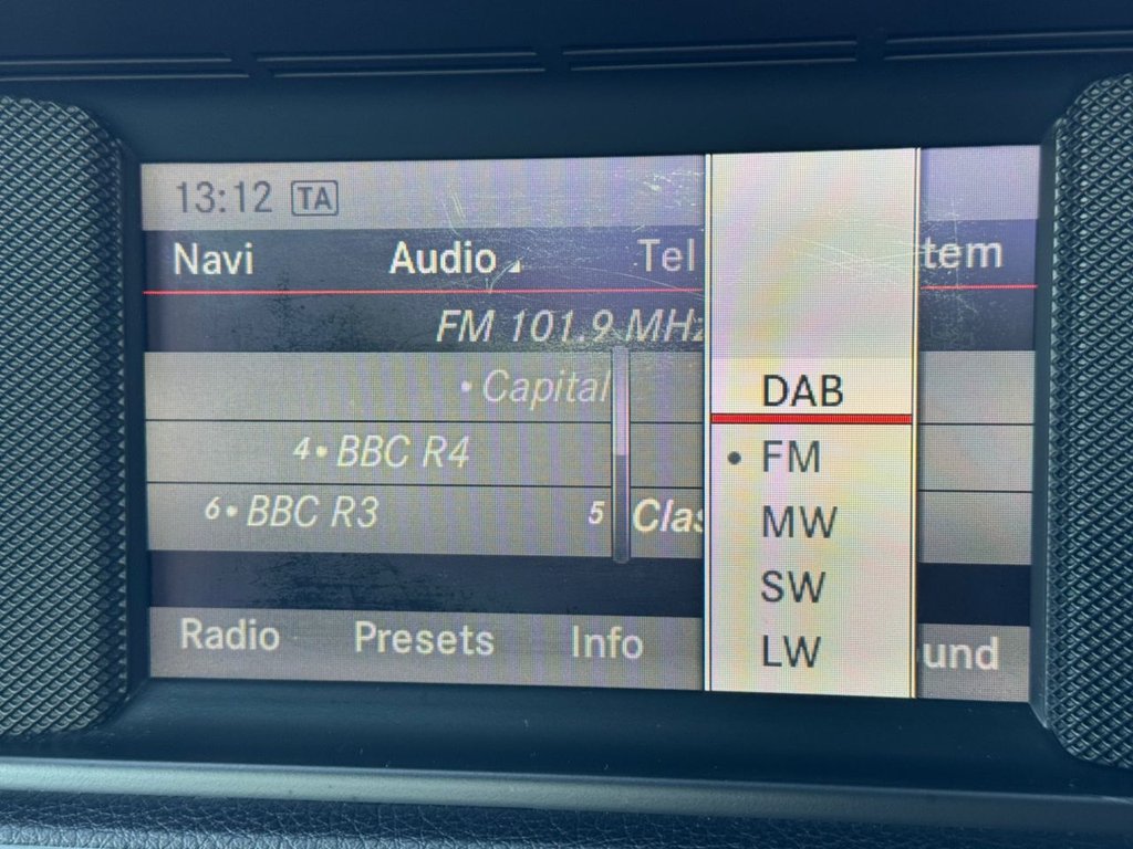 Used Mercedes-Benz SLK 2012 for sale - 77792492: Photo 28