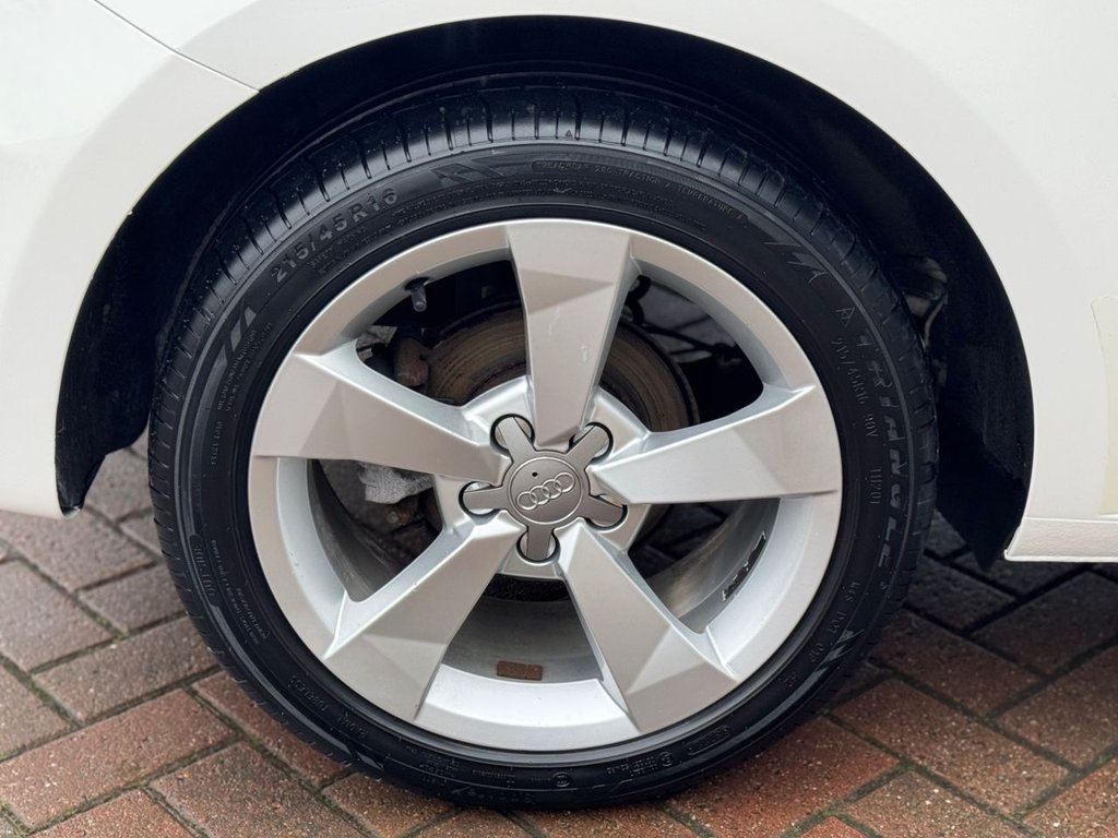 Used Audi A1 2015 for sale - 77341538: Photo 8