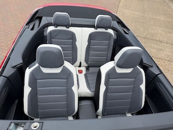 Used Volkswagen T-Roc 2021 for sale - 78908611: Photo