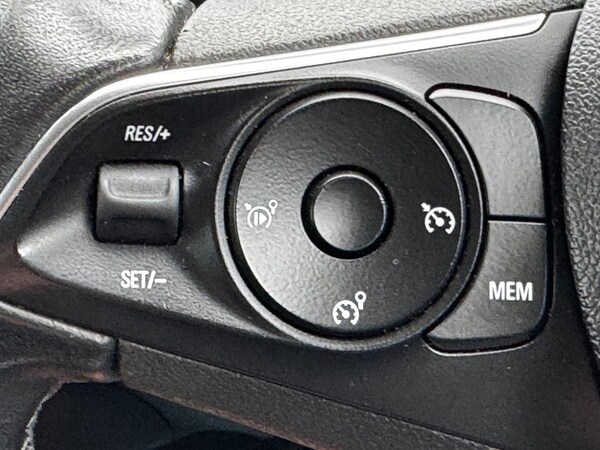 Used Vauxhall Crossland X 2020 for sale - 75347481: Photo 13
