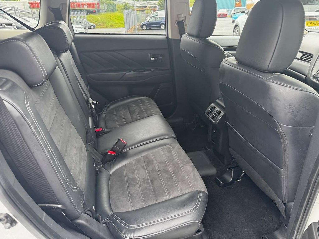 Used Mitsubishi Outlander 2018 for sale - 76356533: Photo 5