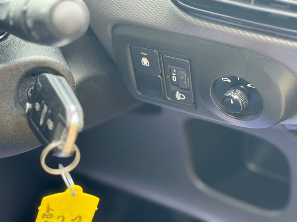 Used Citroen C4 Cactus 2018 for sale - 77849851: Photo 34