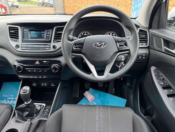 Used Hyundai TUCSON 2017 for sale - 76303712: Photo