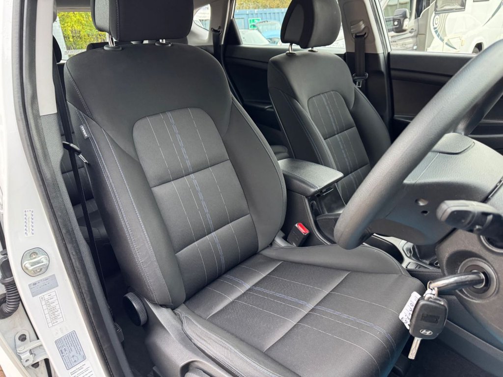 Used Hyundai TUCSON 2017 for sale - 76303712: Photo 38