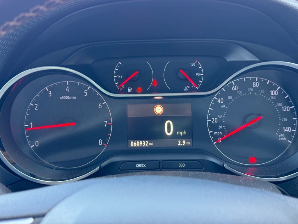 Used Vauxhall Crossland X 2018 for sale - 78056659: Photo 25