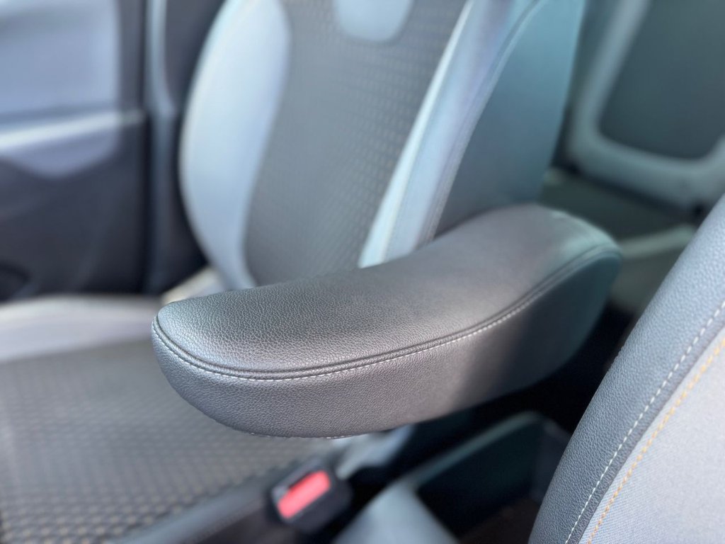 Used Vauxhall Crossland X 2018 for sale - 78056659: Photo 31