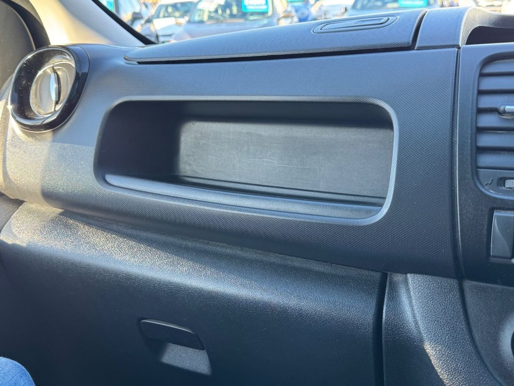 Used Vauxhall Vivaro 2017 for sale - 77161480: Photo 25