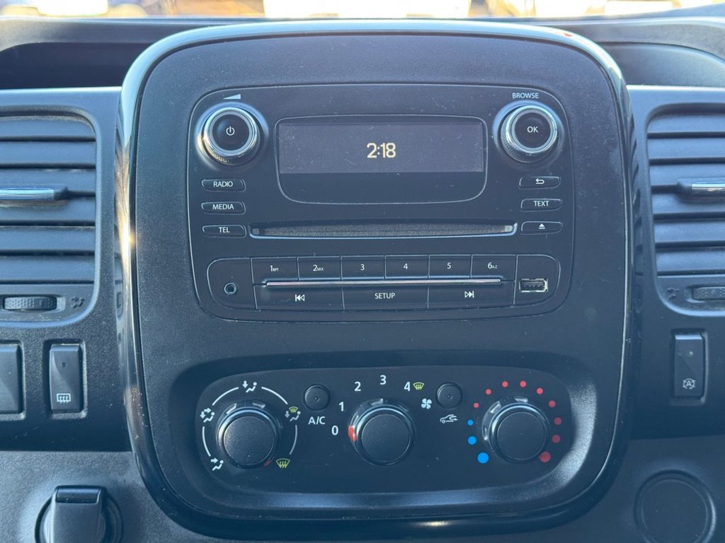 Used Vauxhall Vivaro 2017 for sale - 77161480: Photo 28