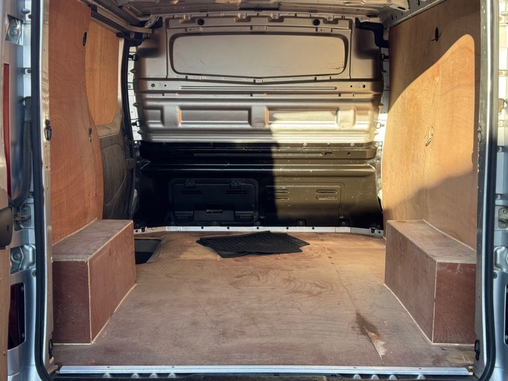 Used Vauxhall Vivaro 2017 for sale - 77161480: Photo 34