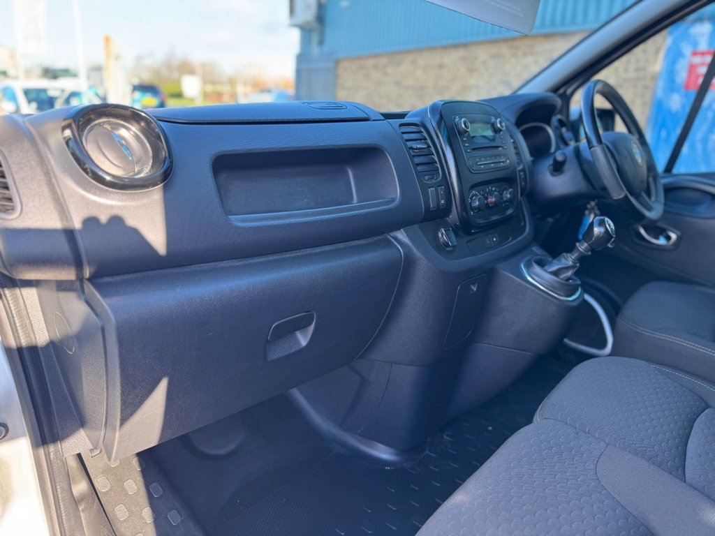 Used Vauxhall Vivaro 2017 for sale - 77161480: Photo 40