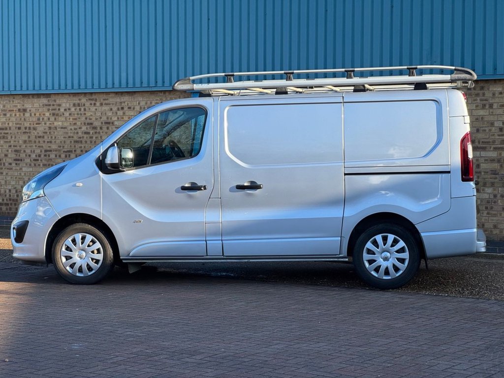 Used Vauxhall Vivaro 2017 for sale - 77161480: Photo 43