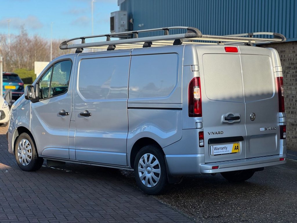 Used Vauxhall Vivaro 2017 for sale - 77161480: Photo 8