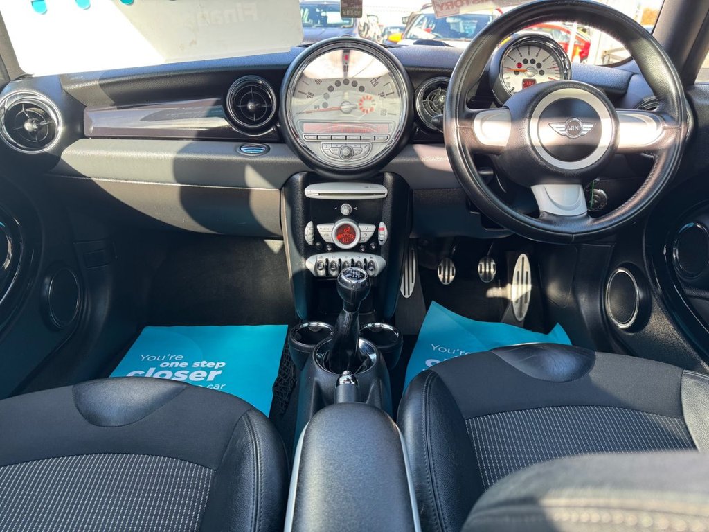 Used MINI Hatch 2010 for sale - 76395719: Photo 2