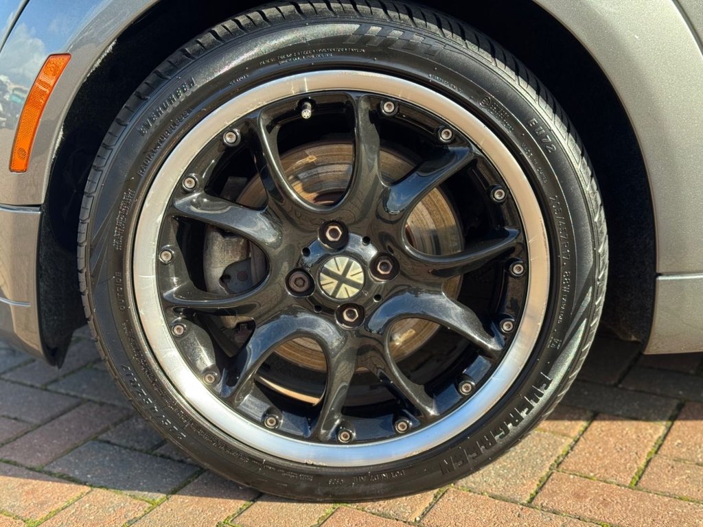 Used MINI Hatch 2010 for sale - 76395719: Photo 8