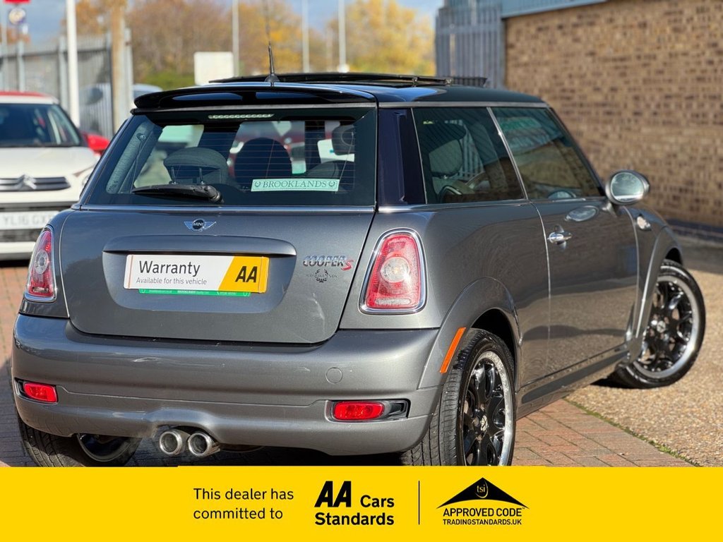 Used MINI Hatch 2010 for sale - 76395719: Photo 9