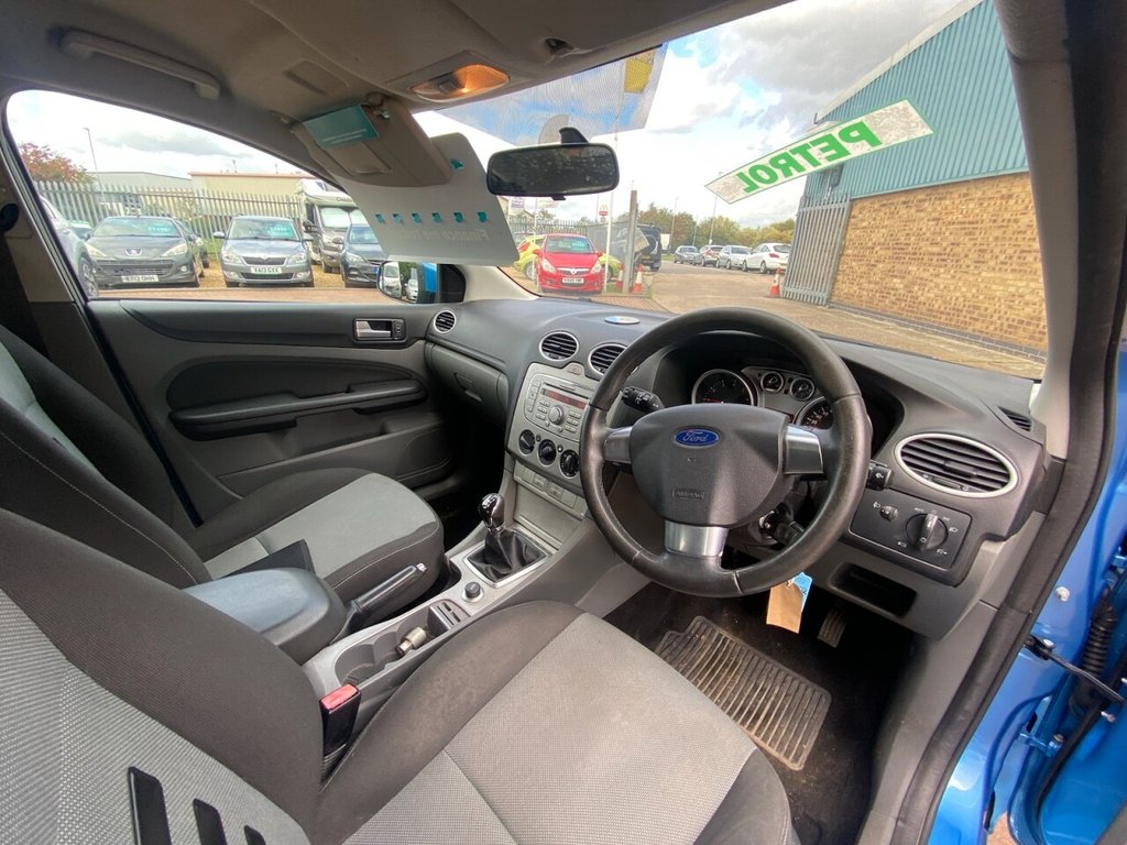 Used Ford Focus 2009 for sale - 76454235: Photo 7