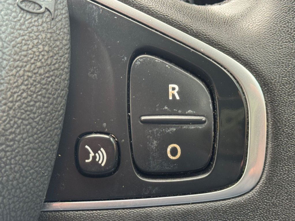 Used Renault Clio 2019 for sale - 78043987: Photo 38