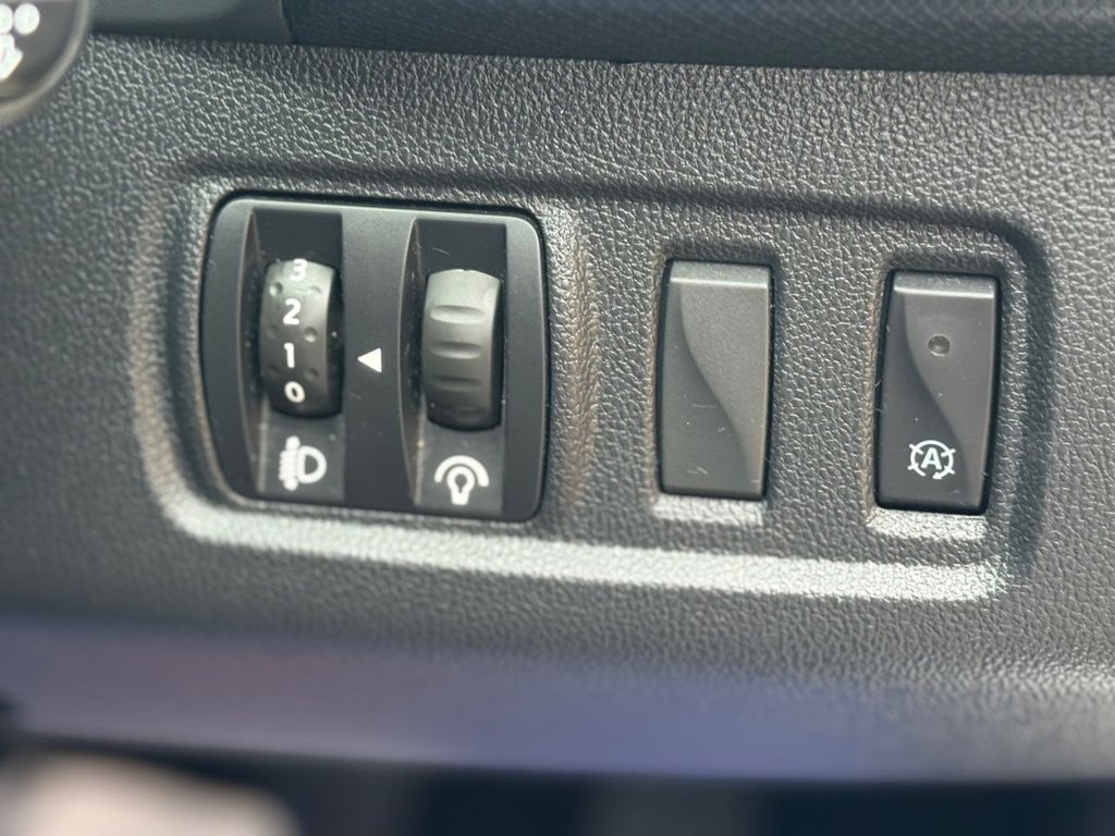 Used Renault Clio 2019 for sale - 78043987: Photo 40