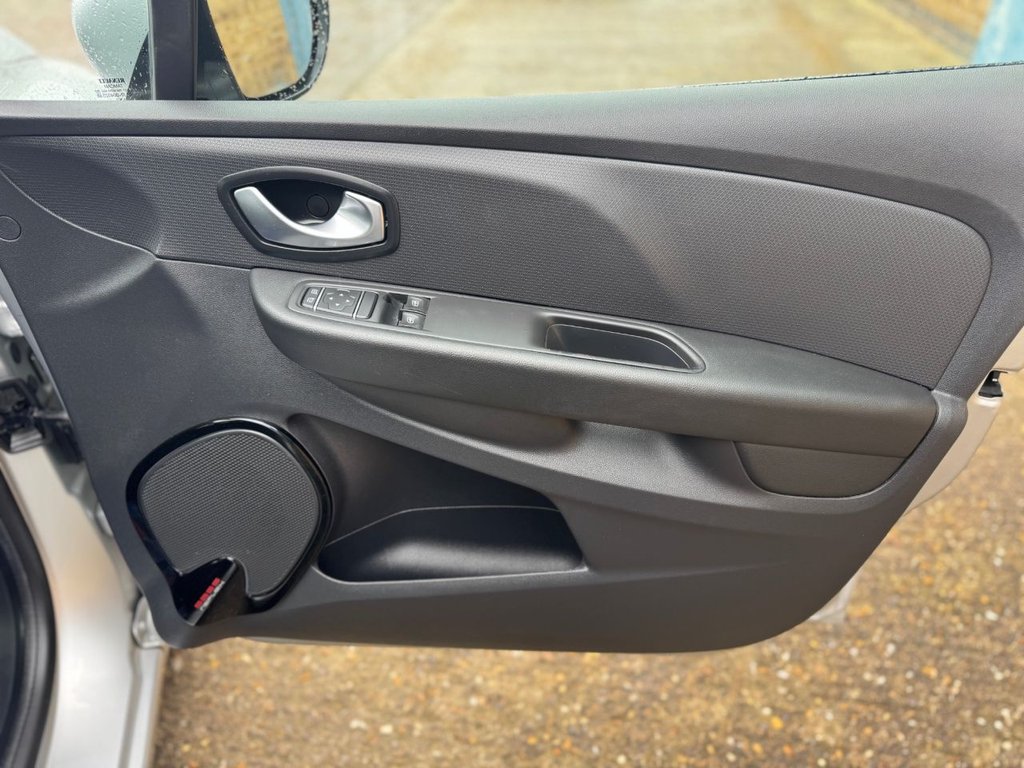 Used Renault Clio 2019 for sale - 78043987: Photo 42