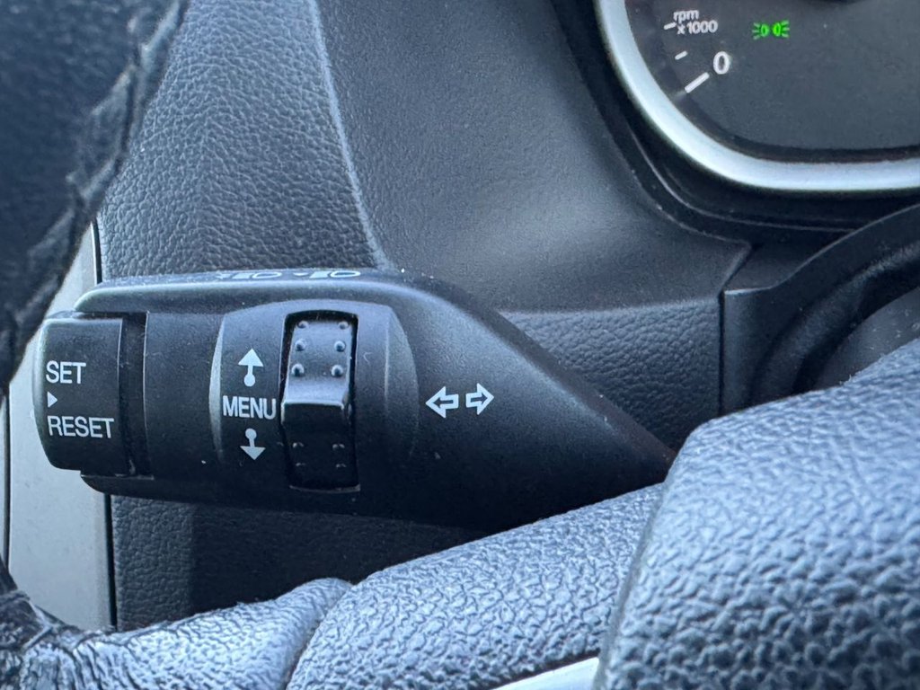 Used Ford Focus 2011 for sale - 76901040: Photo 11