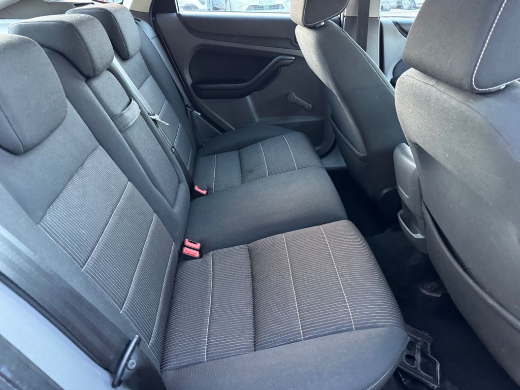 Used Ford Focus 2011 for sale - 76901040: Photo 14