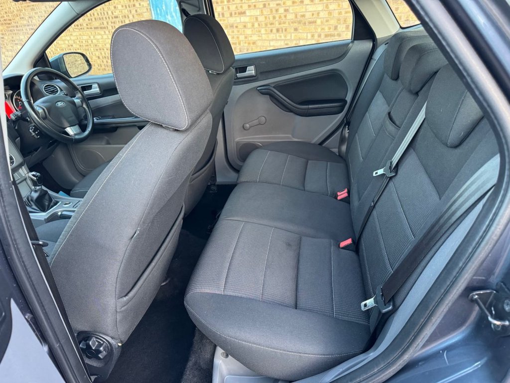 Used Ford Focus 2011 for sale - 76901040: Photo 17