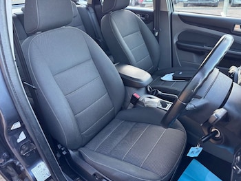 Used Ford Focus 2011 for sale - 76901040: Photo