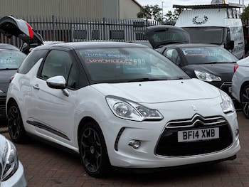 2014 (14) - 1.6 e-HDi Airdream DSport Plus Hatchback 3 Door Diesel Polar White Manual E