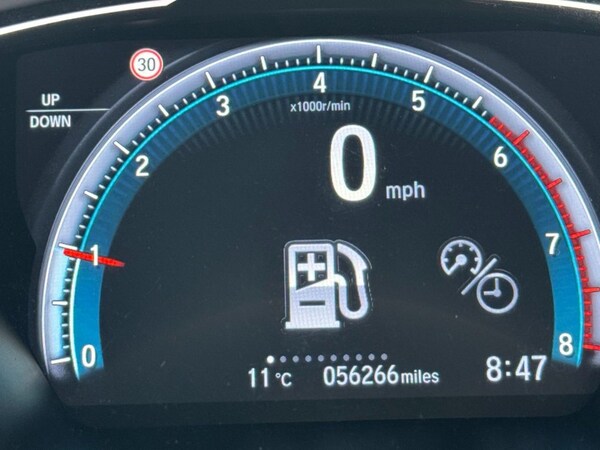 Used Honda Civic 2018 for sale - 76118889: Photo 38