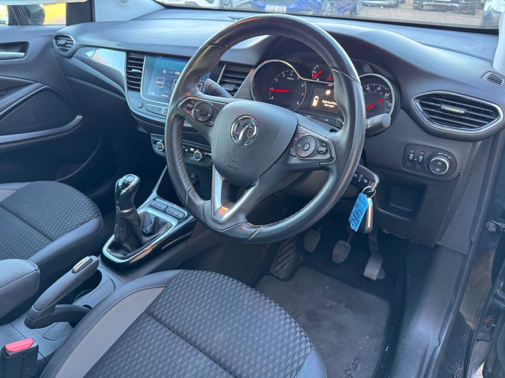 Used Vauxhall Crossland X 2018 for sale - 76698150: Photo 2