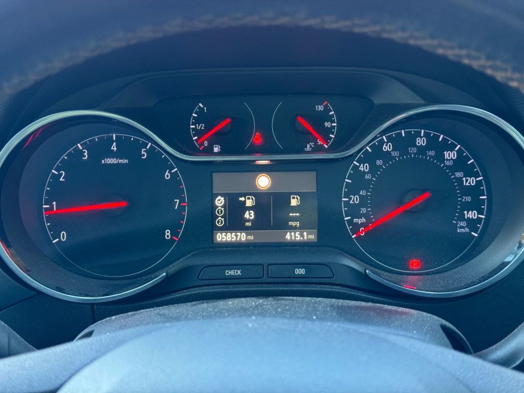 Used Vauxhall Crossland X 2018 for sale - 76698150: Photo 29