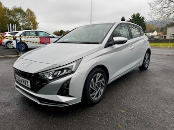 Used Hyundai i20 2024 for sale - 78430167: Photo