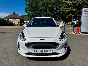 Used Ford Fiesta 2018 for sale - 78752597: Photo